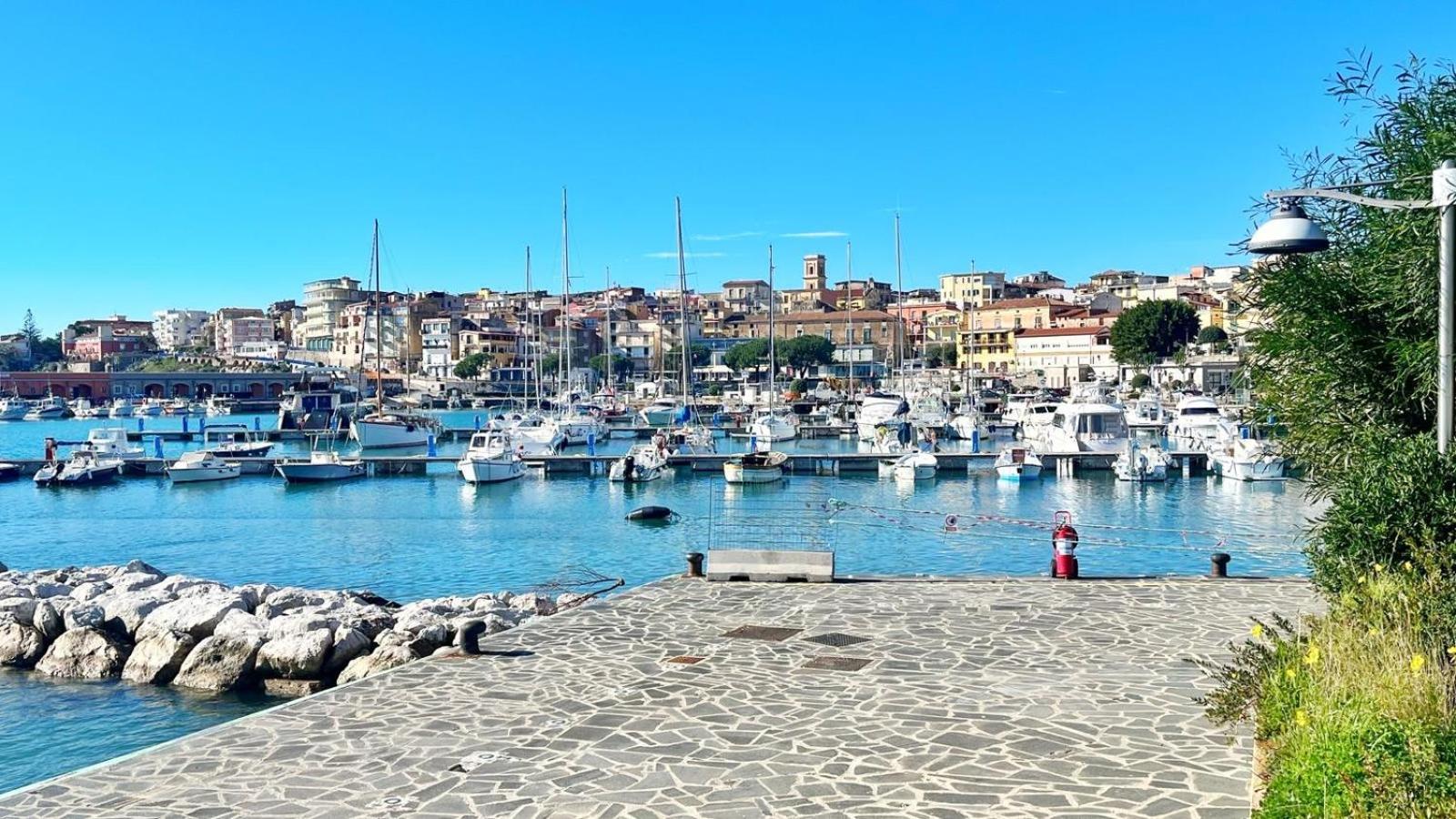 Flamingo Suites Marina di Camerota Exterior photo