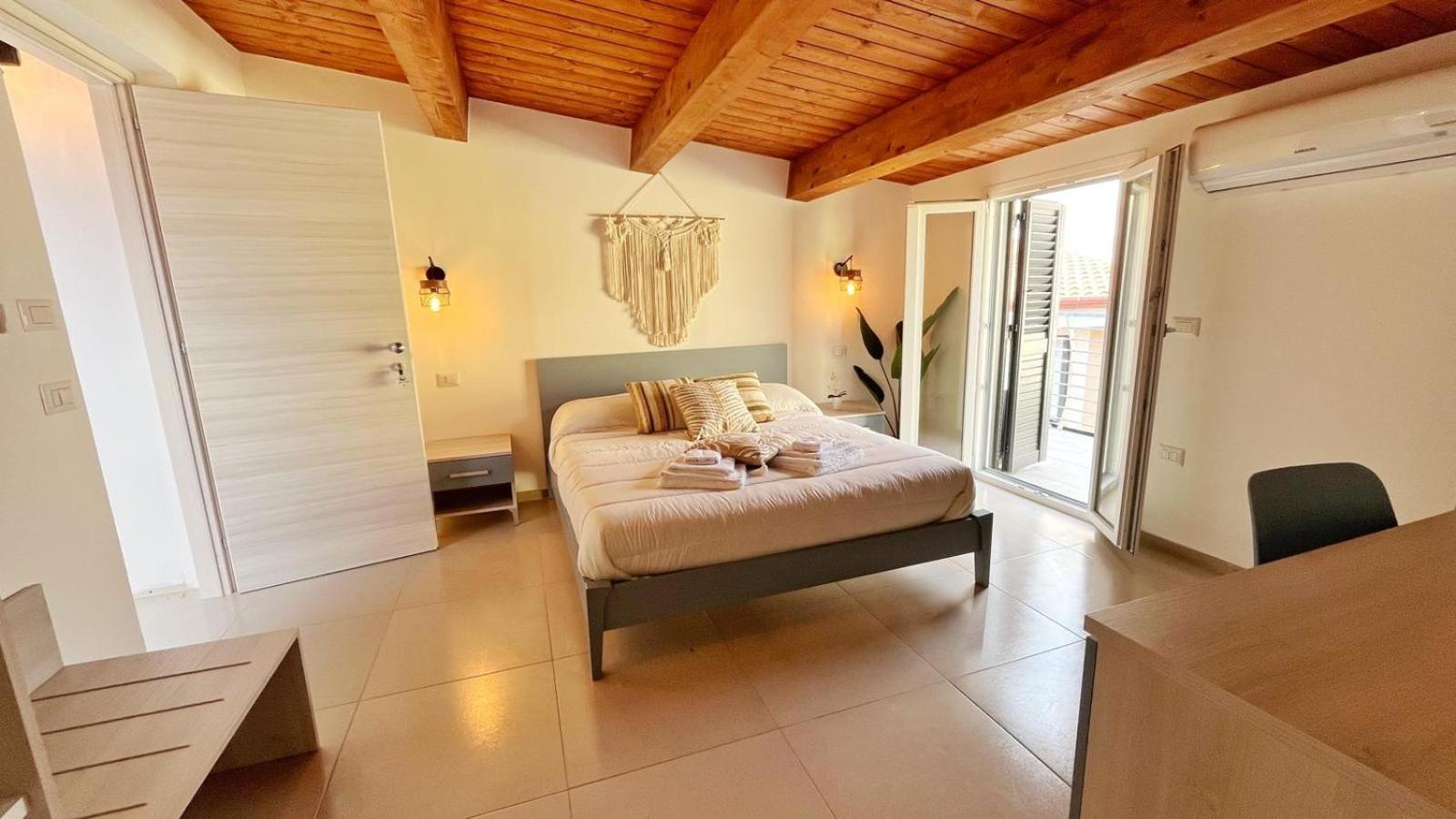 Flamingo Suites Marina di Camerota Exterior photo